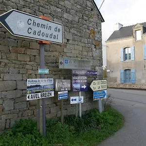 * La Campagne Au Bord De La * Hébergement de vacances Locoal-Mendon