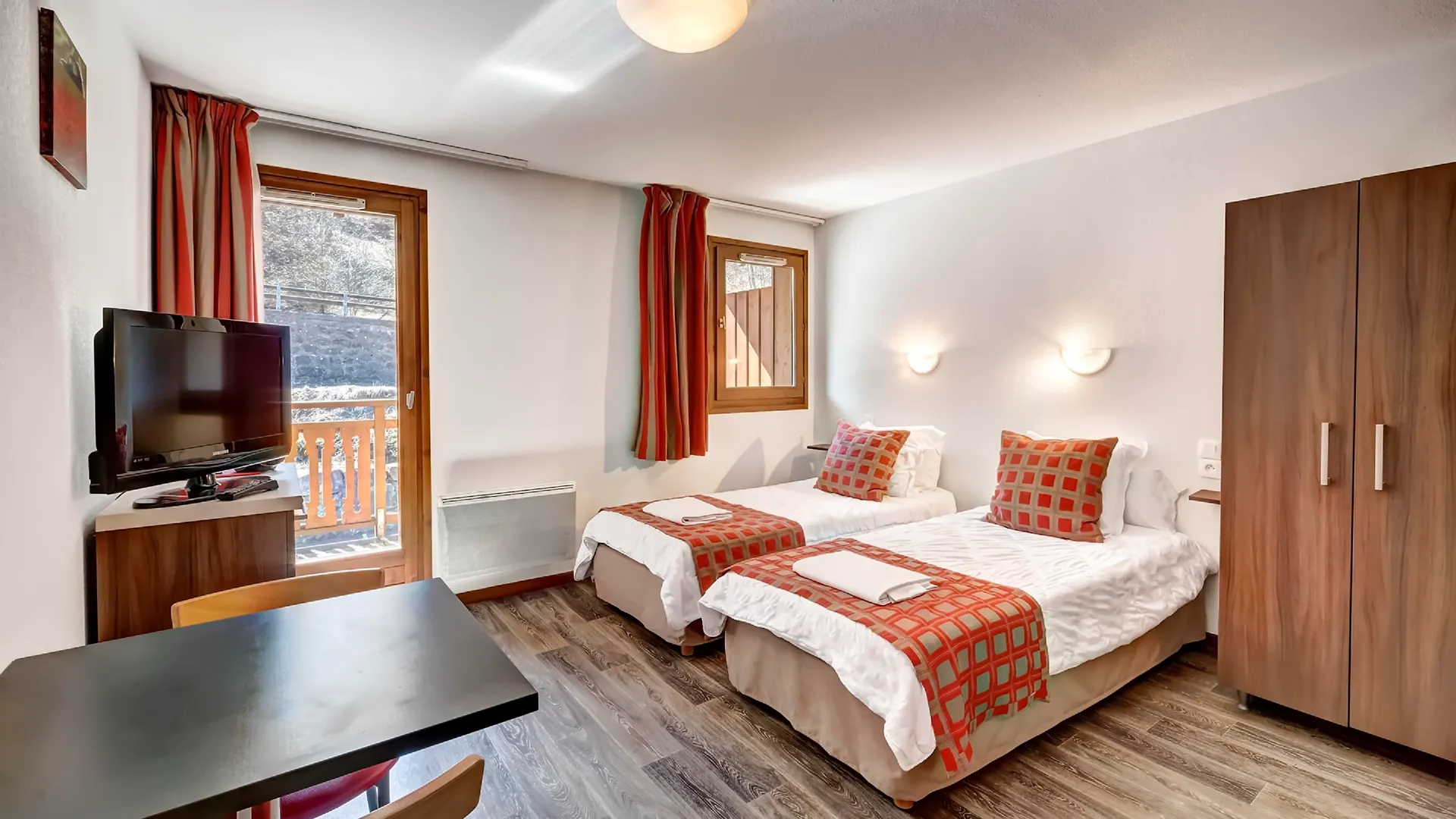 Vacanceole - Residence Grand Massif Morillon 3*,